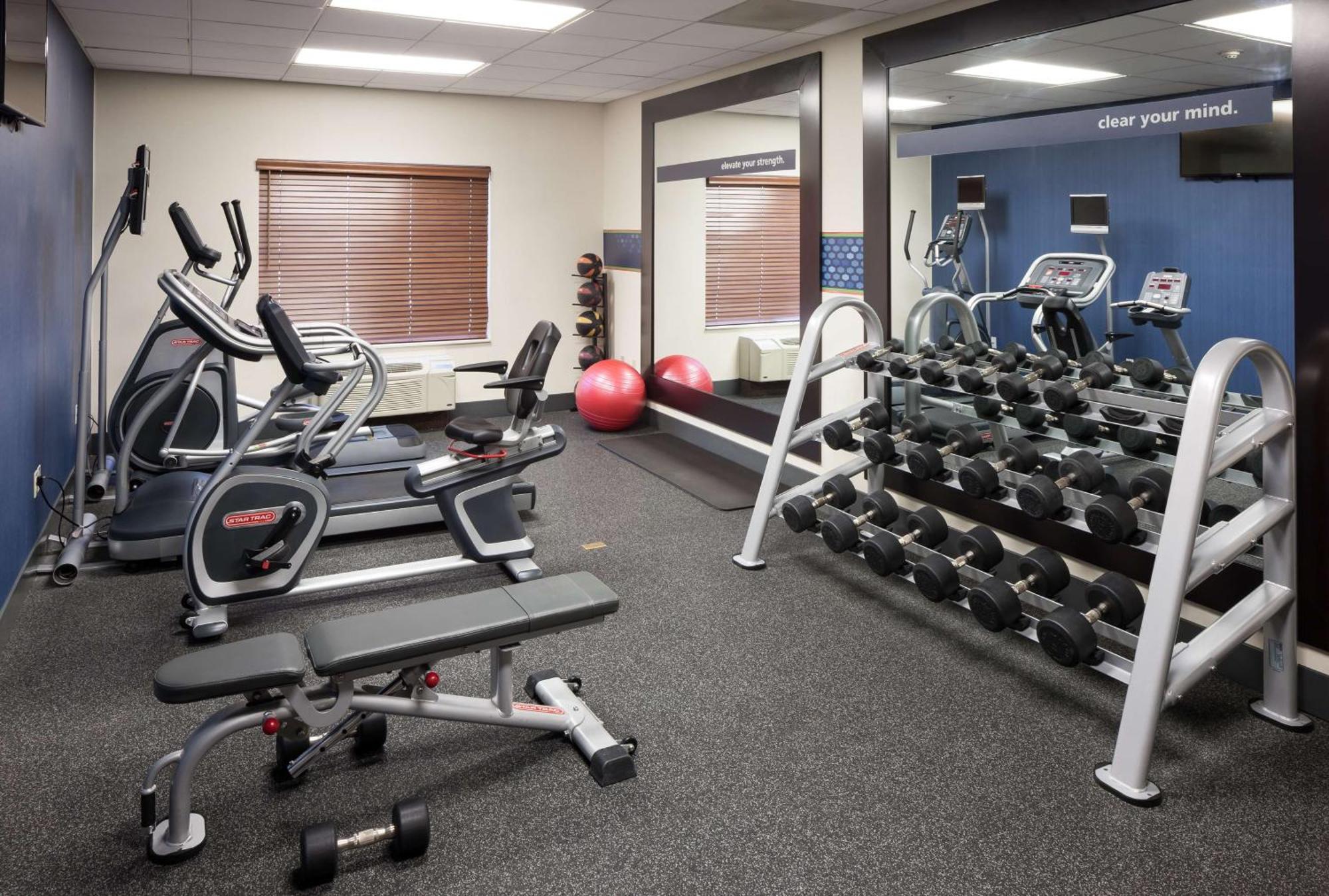 Hampton Inn Los Angeles Orange County Cypress Bagian luar foto