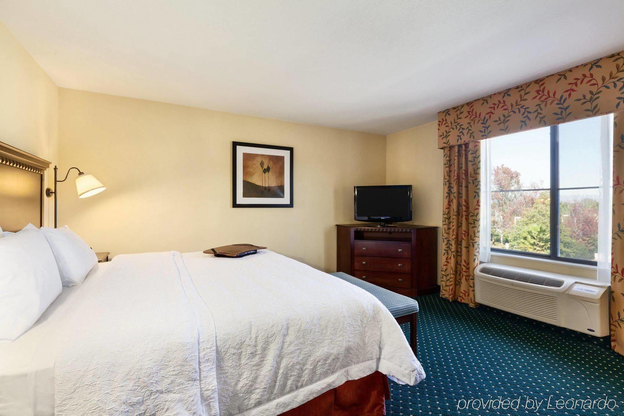 Hampton Inn Los Angeles Orange County Cypress Bagian luar foto